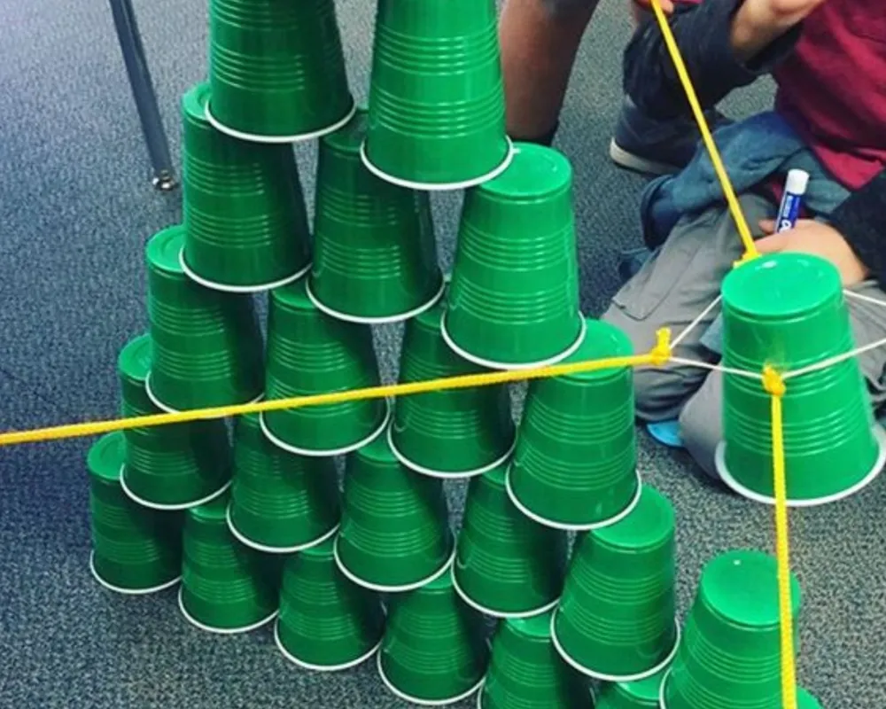 Stack the Pyramid